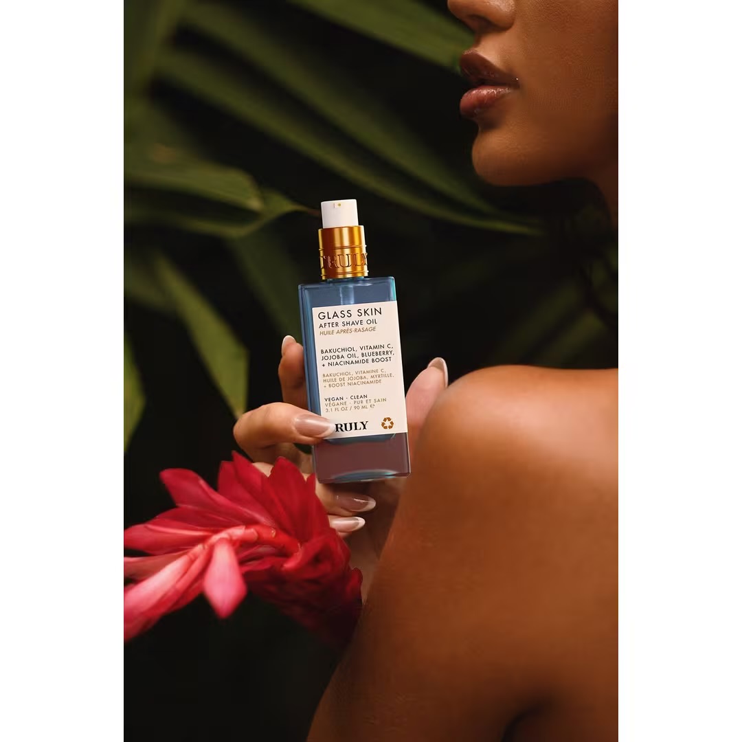 Truly Glass Skin After Shave Oil-media-55930