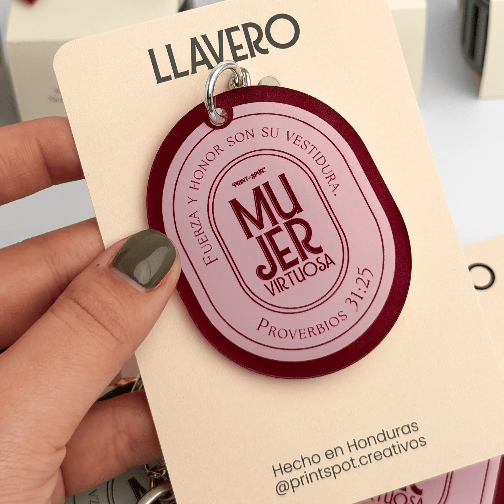 Llavero Rosado de acrilico — Mujer Virtuosa 